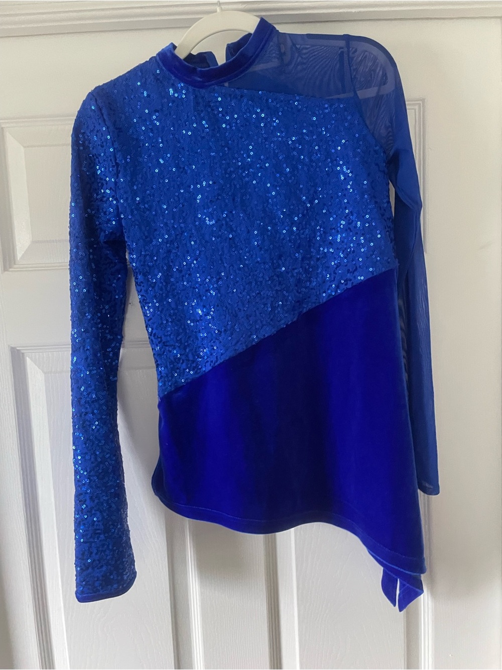 Weismann Women's Blue Sequin & Velvet Asymmetric tunic  Top dance ice skating